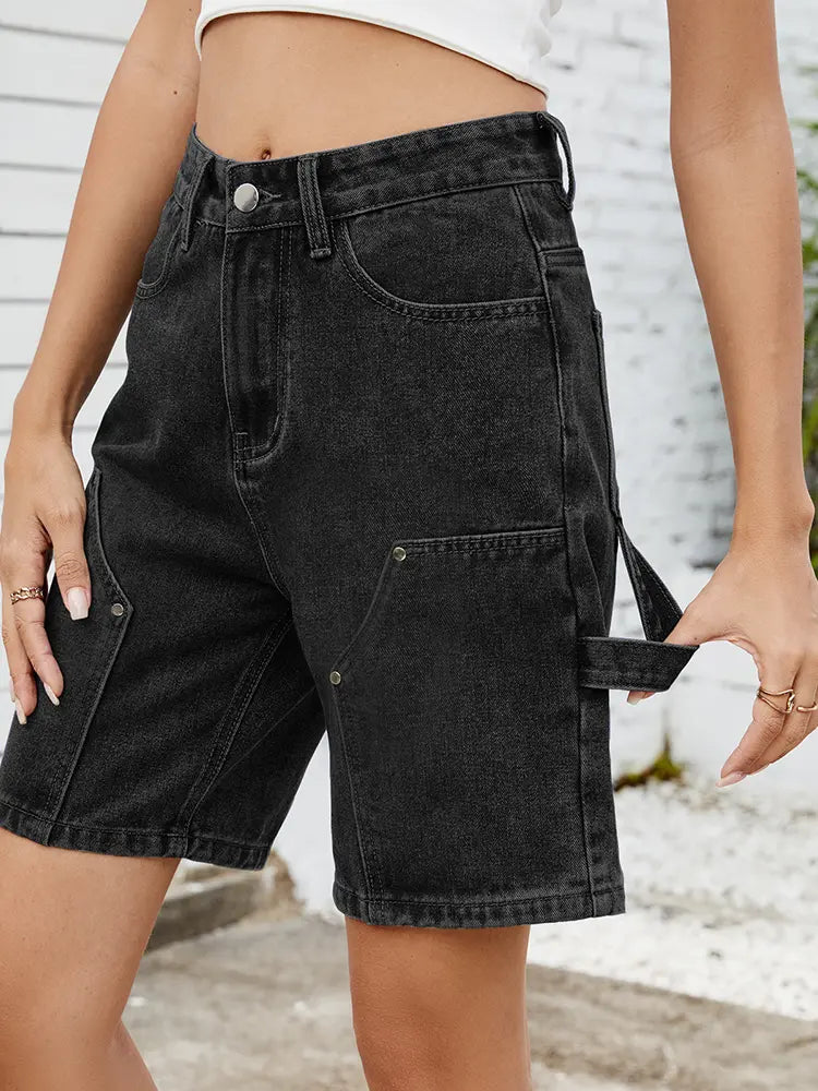 Shorts in denim estivi alla moda